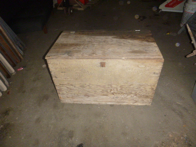 lot 146 image: Storage Box