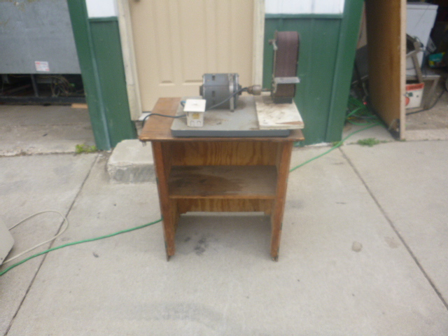 lot 162 image: Home Built Belt Sander