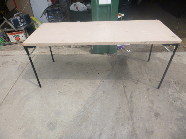 lot 163 image: Fold-Up Table