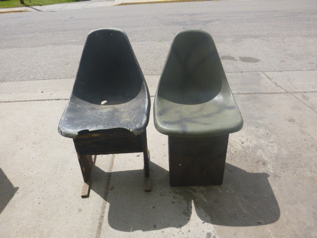 lot 169 image: 2 Fishing Chairs