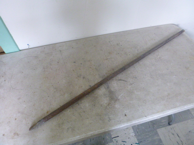 lot 182 image: Pry Bar