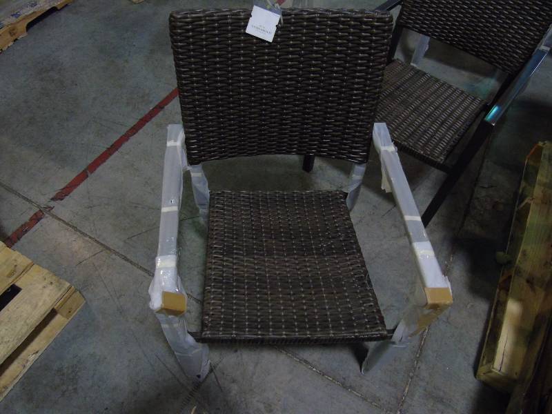 lot 6 image: Belvedere 4pk Side Dining Chair - Tan cushions