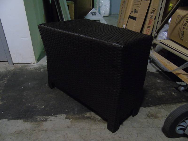 lot 8 image: Harrison 6-Piece Wicker Sectional Patio Seating Set