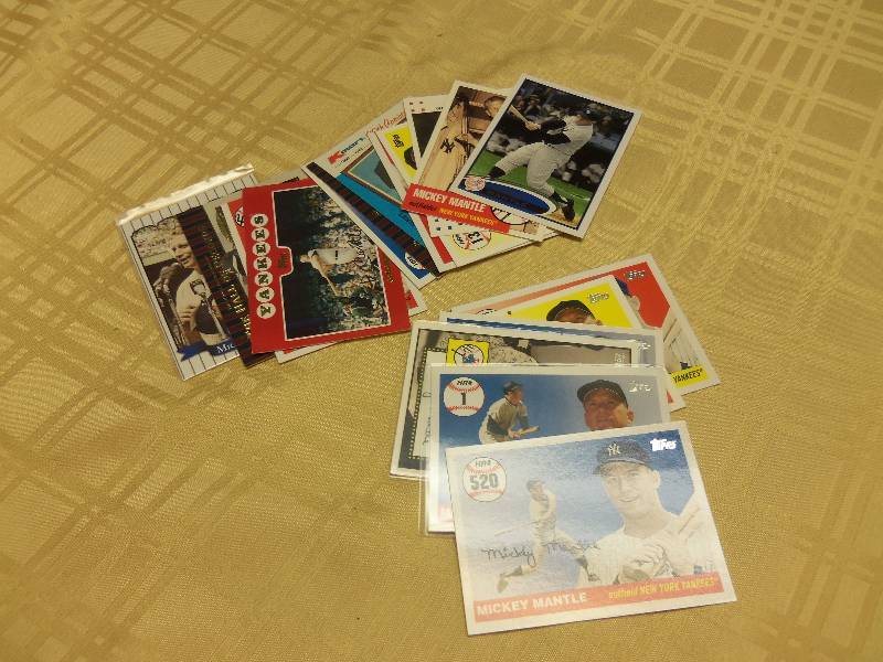 lot 6 image: Baseball Cards