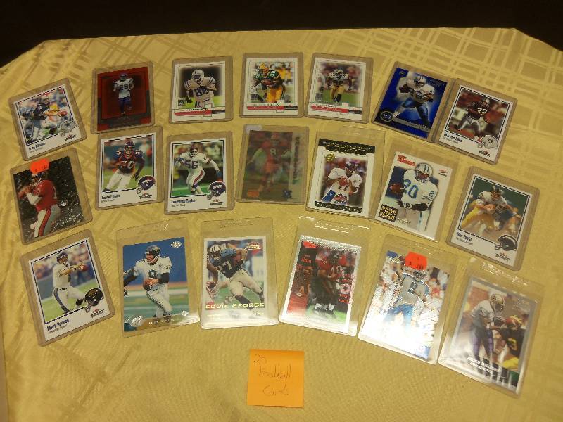 lot 24 image: Football Cards - 20 in Total