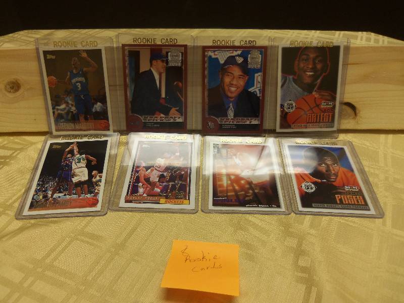 lot 29 image: Rookie Cards - 8 Cards