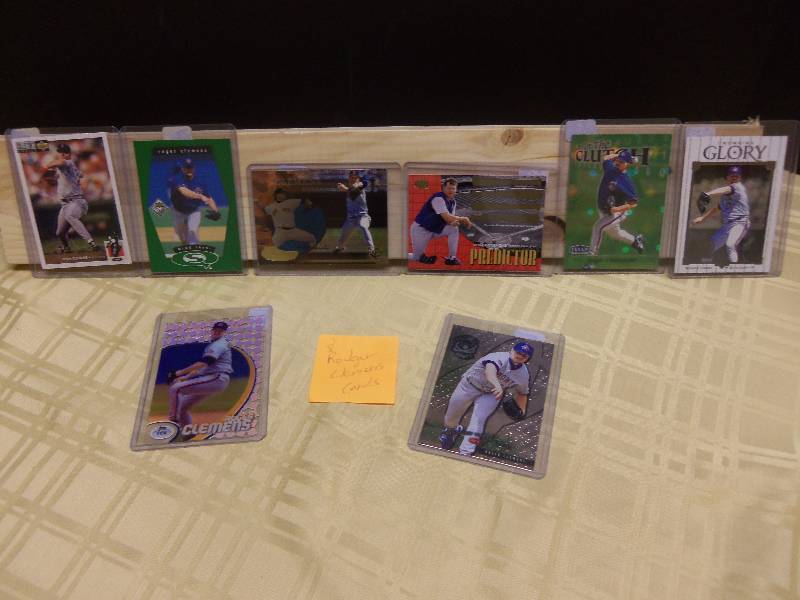 lot 40 image: Rodger Clemens - 8 Cards