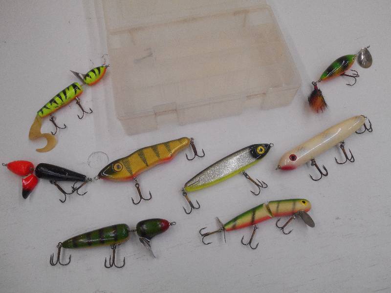 lot 3 image: Plastic Tackle Box Filled With (8) ...