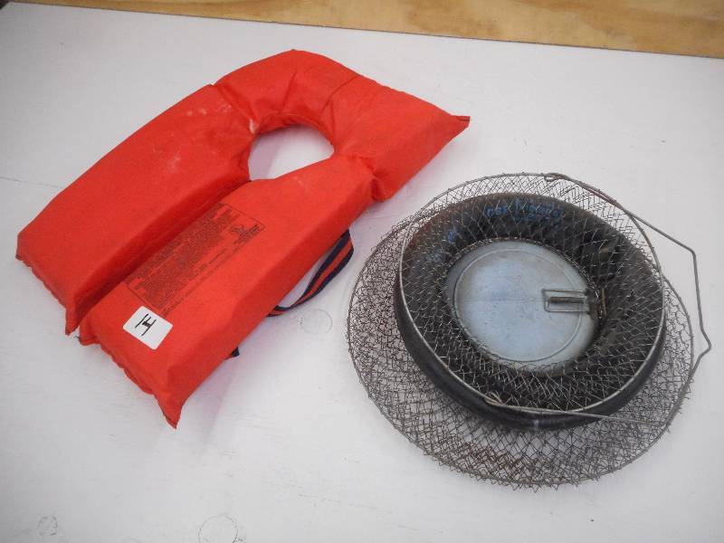 lot 14 image: (1) Life Jacket & (1) Floating Fish...