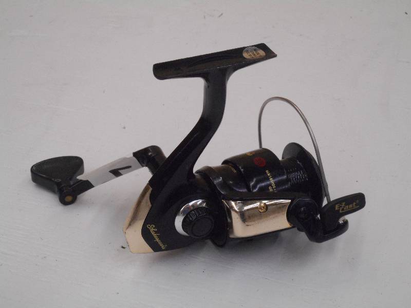 lot 46 image: Shakespeare 35 Spinning Reel ...