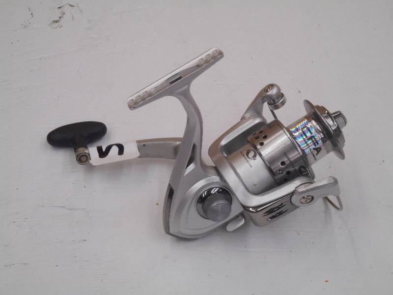 lot 56 image: Shakespeare CRS35A Spinning Reel ...
