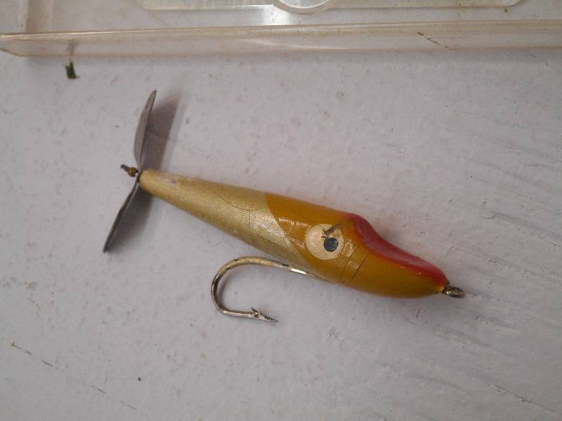lot 62 image: Vintage Spinner Tail Fishing Lure...