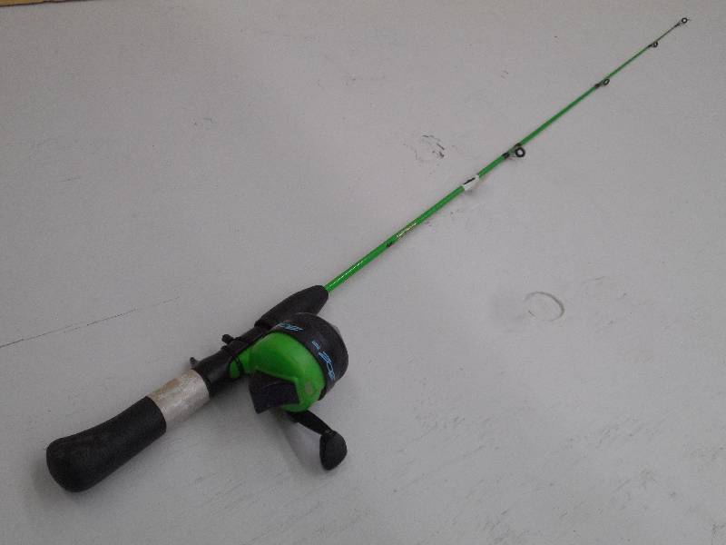 Zebco Hot Reels Fishing Pole With Z, LE June Fishing Auction