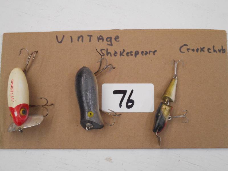 lot 76 image: Lot Of (3) Vintage Fishing Lures ...