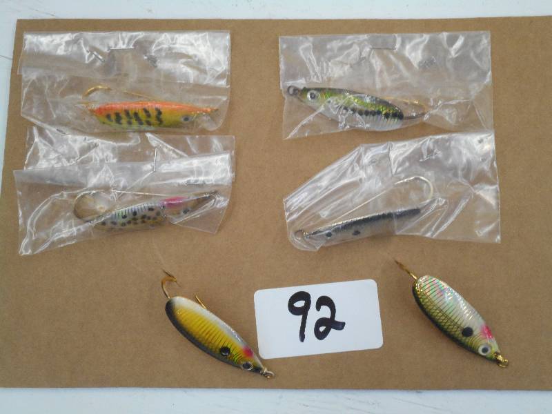 lot 92 image: Lot Of (6) New Spoon Lures ...