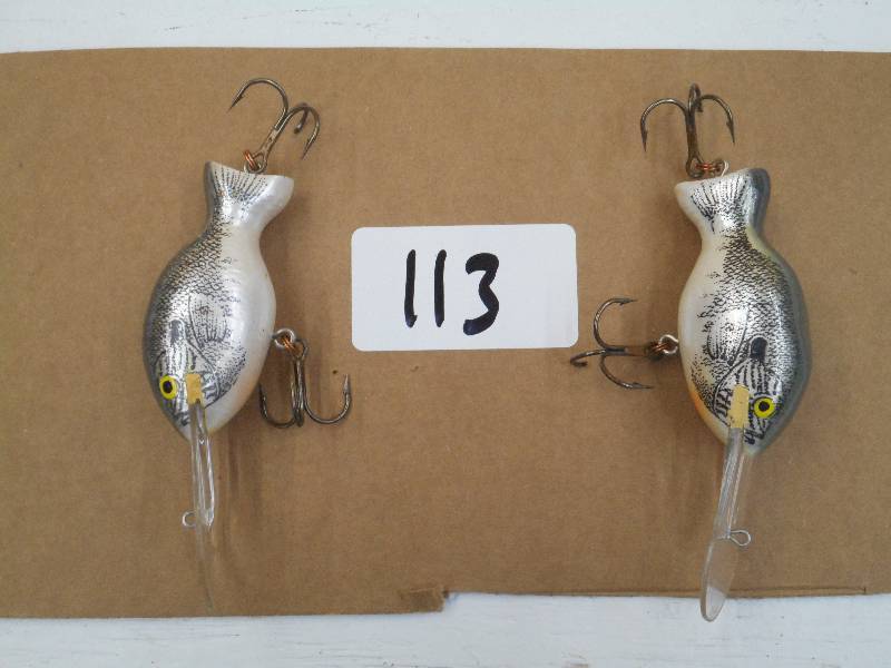 lot 113 image: Lot Of (2) Crankbait Fishing Lures ...