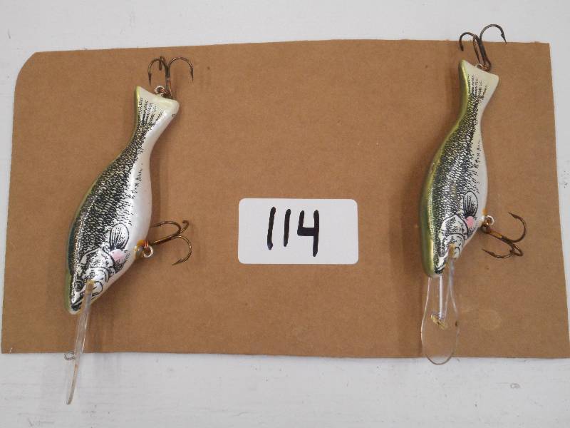 lot 114 image: Lot Of (2) Crankbait Fishing Lures ...
