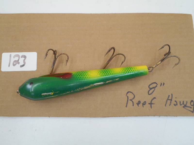 lot 123 image: 8 Reef Hawg Muskie Lure ...