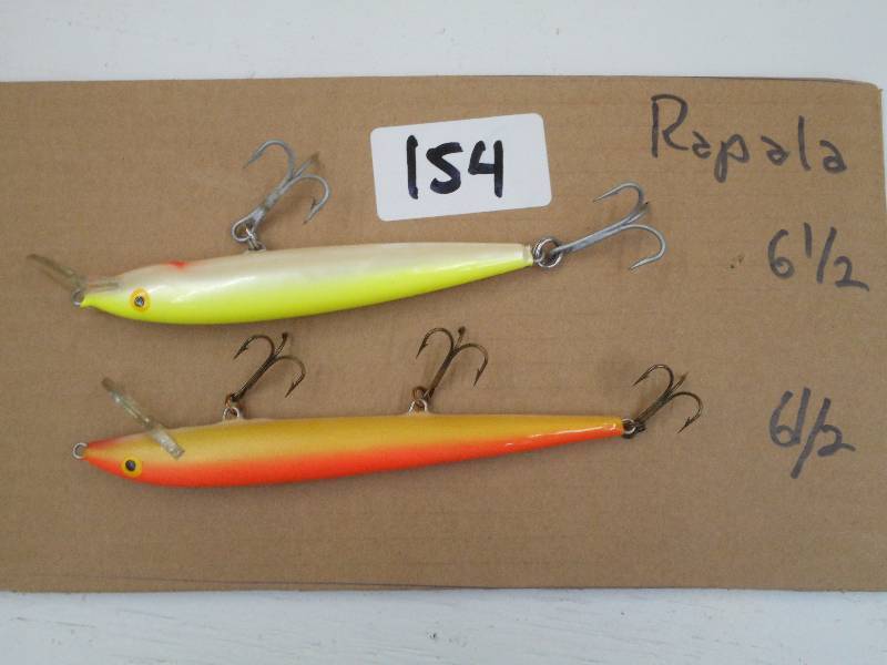 lot 154 image: (2) 6.5 Rapala Muskie Lures ...