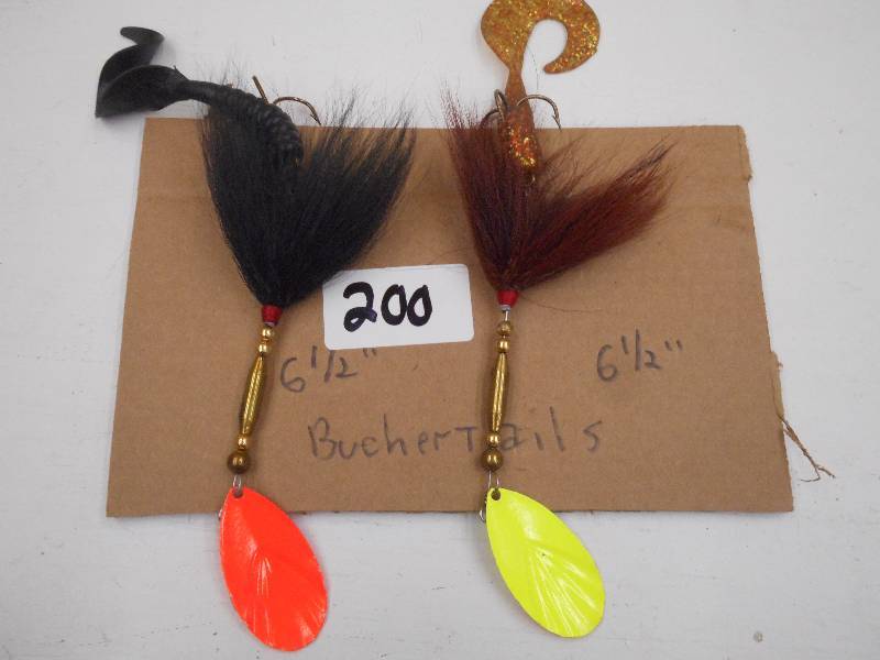 lot 200 image: (2) 6.5 Buchertail Muskie Lures ...
