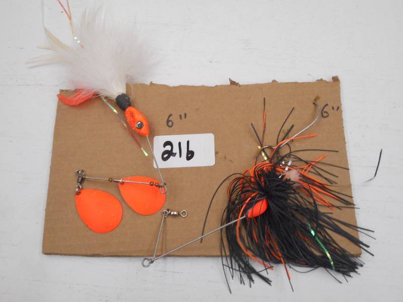 lot 216 image: (2) 6 Muskie Spinner Lures ...