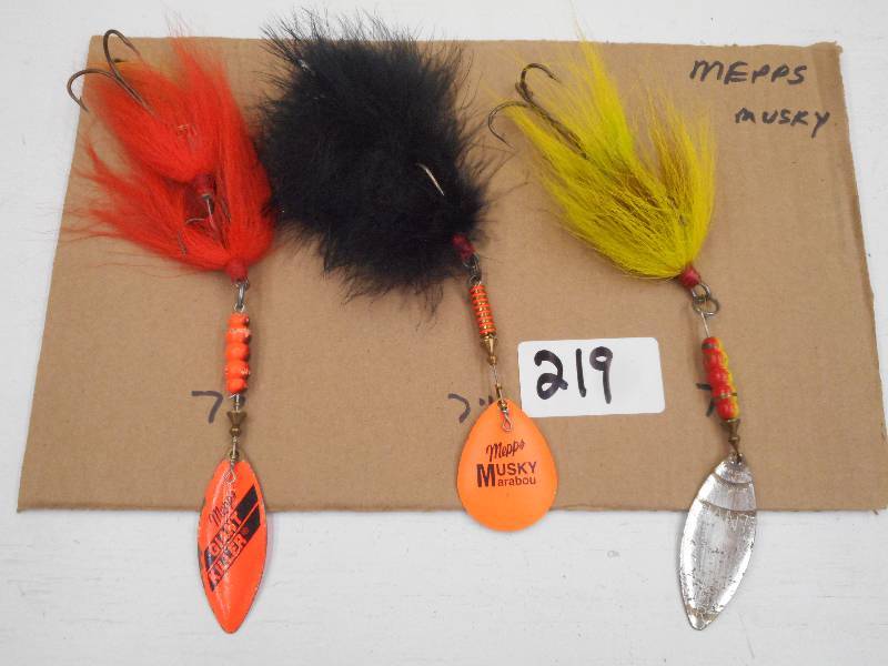 lot 219 image: (3) 7 Mepps Muskie Spinner Lures ...