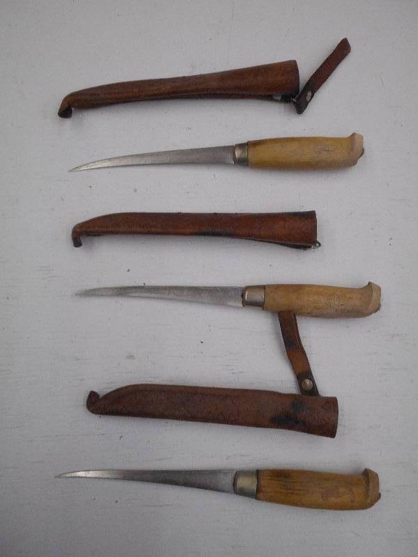 lot 277 image: Lot Of (3) Fillet Knives With Sheat...