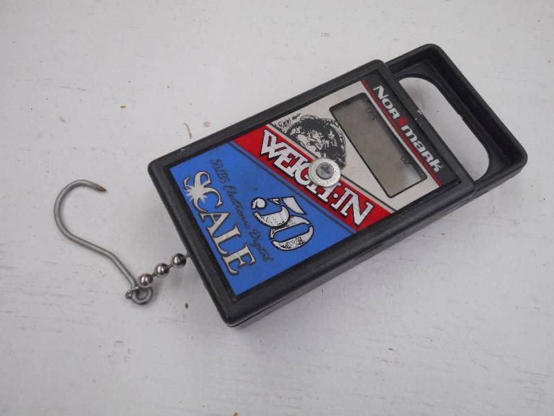 lot 280 image: NorMark Weigh-In Scale For Fishing ...