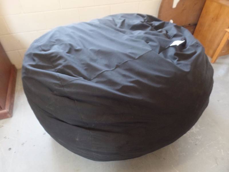 lot 214 image: Lovesac style chair