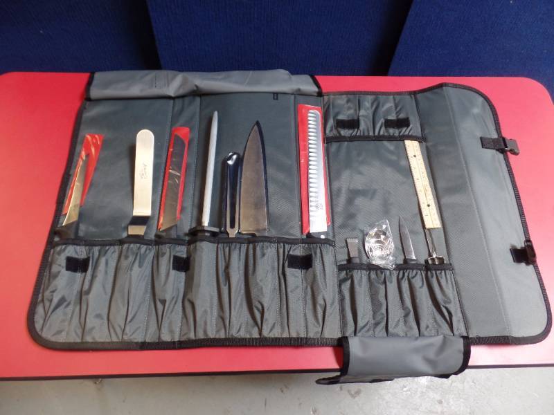 lot 276 image: Chefs Cutlery Set
