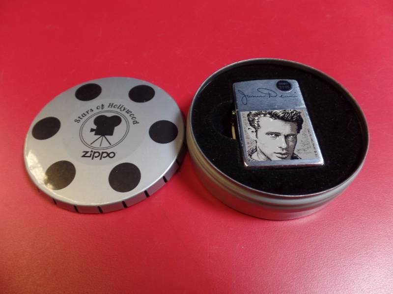 lot 285 image: James Dean Lighter