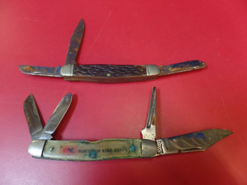 lot 294 image: Pocket Knife Collection