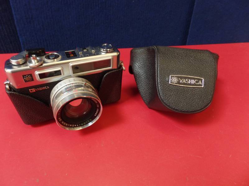 lot 299 image: 35mm Camera