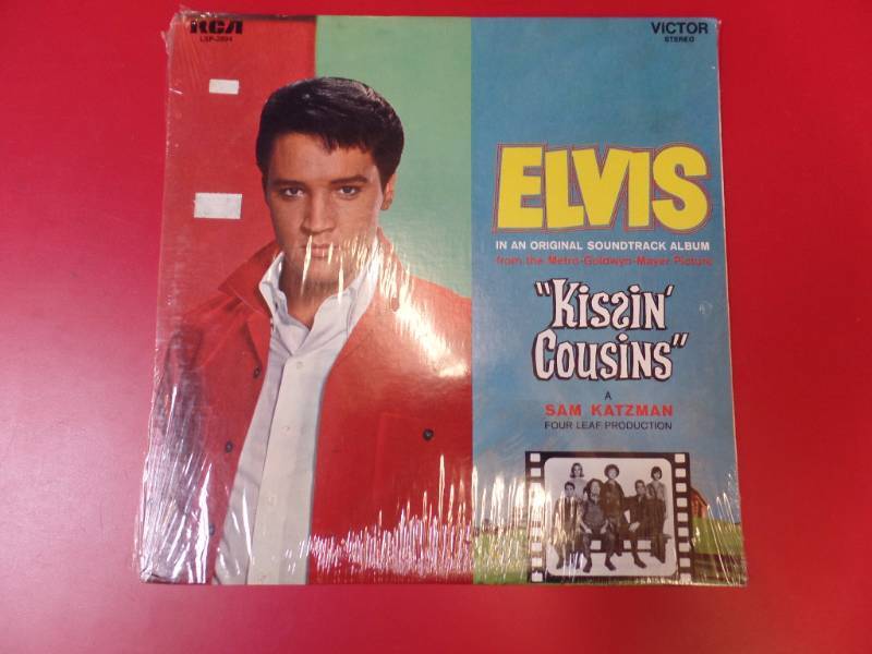 lot 302 image: ELVIS KISSIN COUSINS NEW