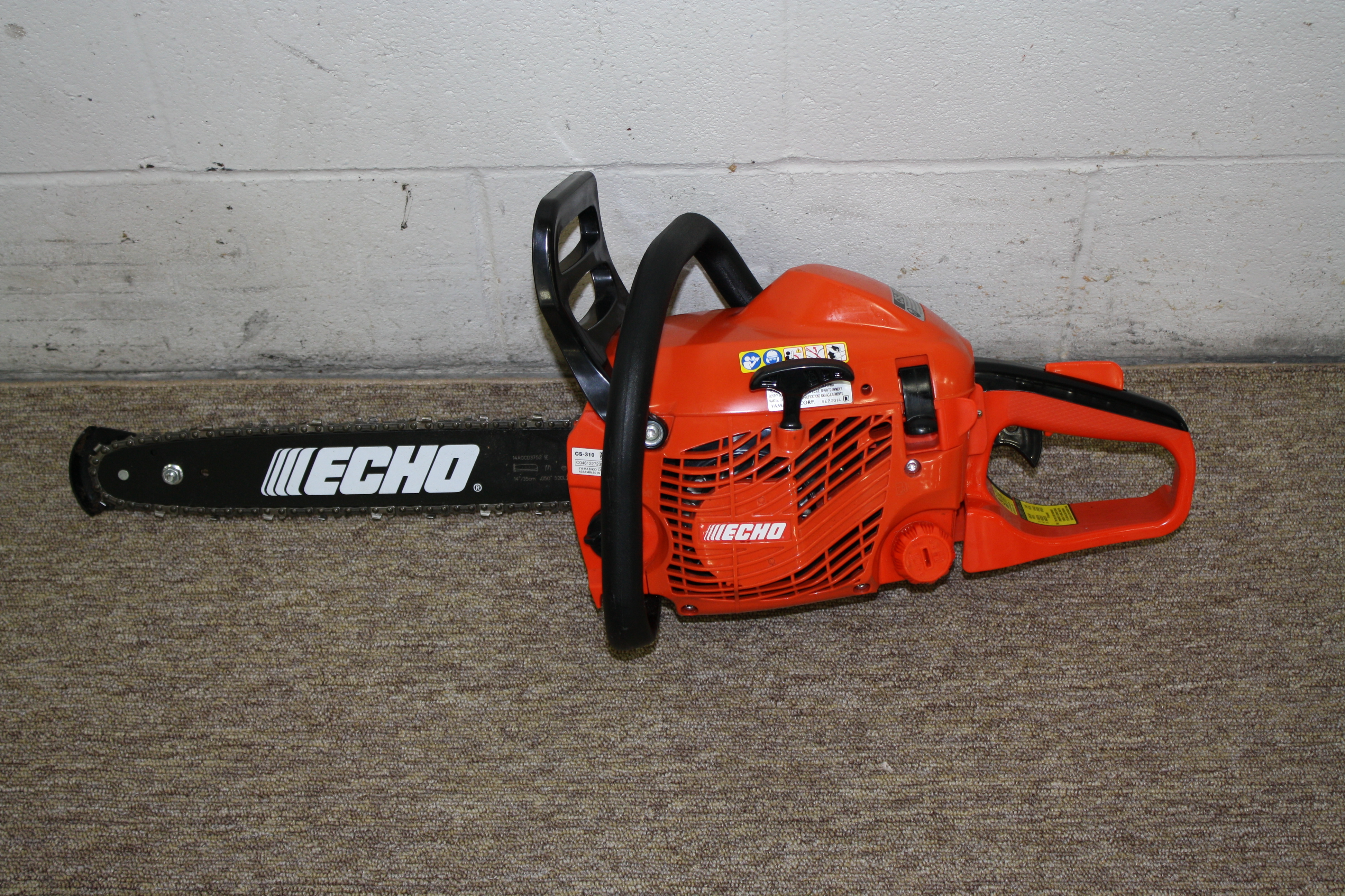 lot 4 image: Echo 14 Chainsaw