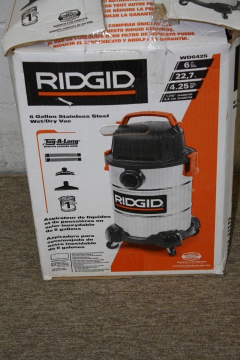 lot 15 image: Ridgid 6-gallon stainless steel wetdry vac
