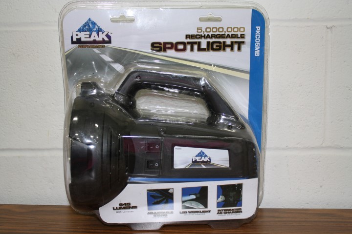 lot 30 image: 5,000,000 RECHARGABLE SPOTLIGHT by PEAK PERFORMANCE