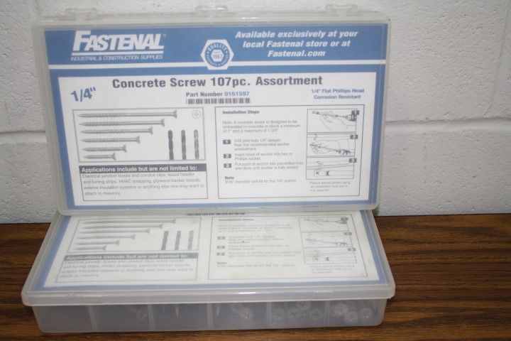 lot 49 image: Fastenal Concrete Screws 107pc