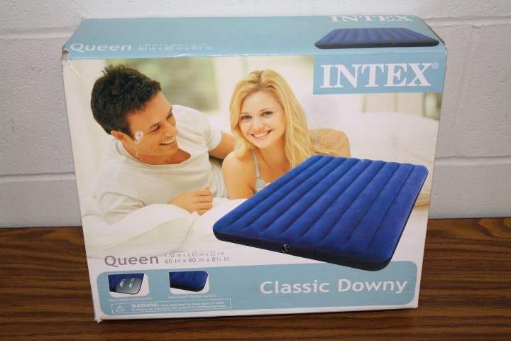 lot 95 image: Air Mattress (by INTEX)