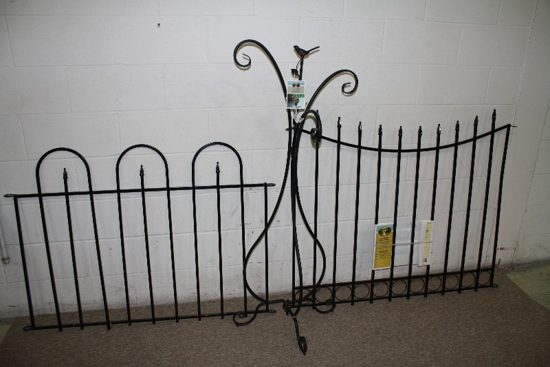 lot 137 image: FenceGate Parts