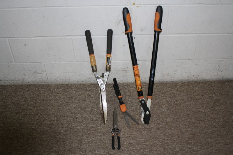 lot 160 image: Fiskars Lot