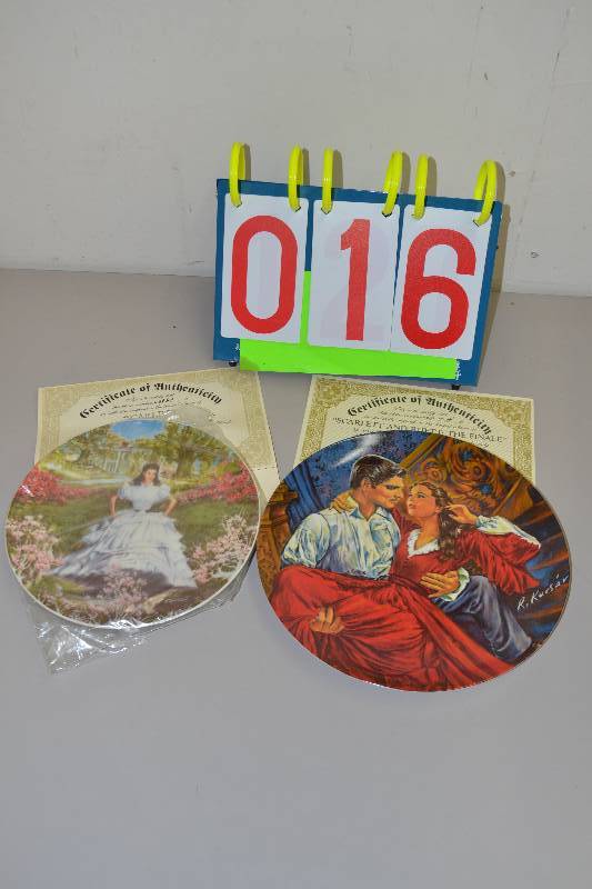 lot 16 image: Gone with the Wind Plates