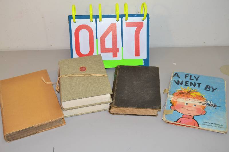 lot 47 image: Vintage Books