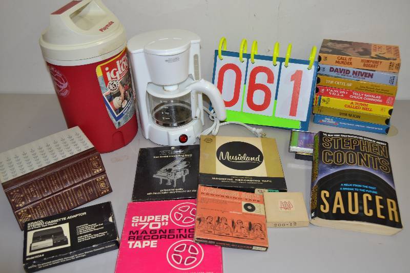 lot 61 image: Household Items