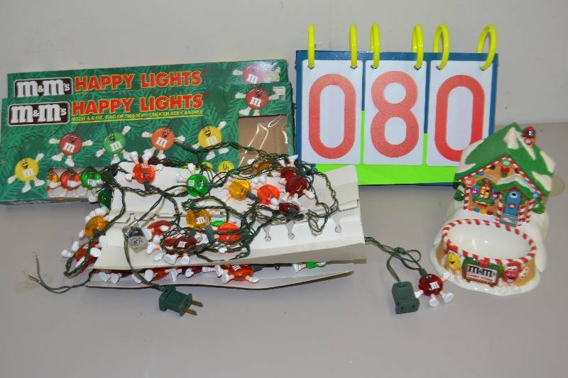 lot 80 image: M & M