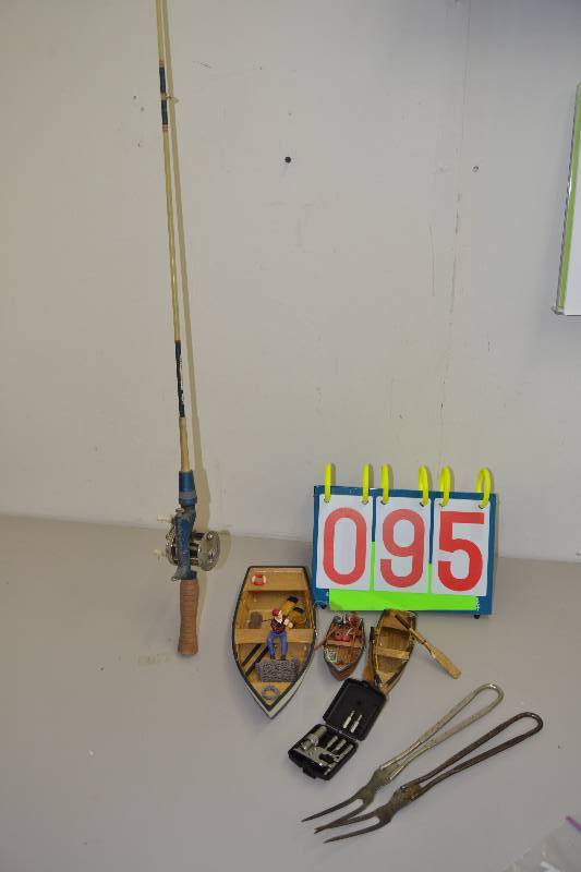lot 95 image: Fishing and other items.