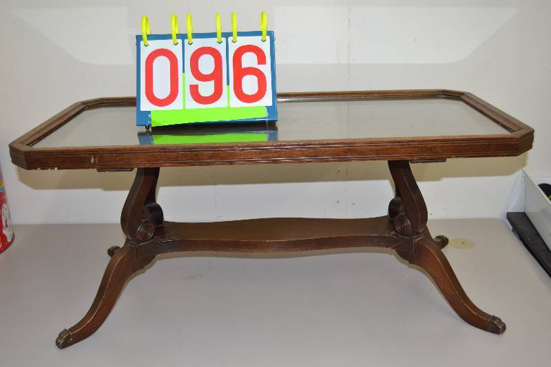 lot 96 image: Coffee Table