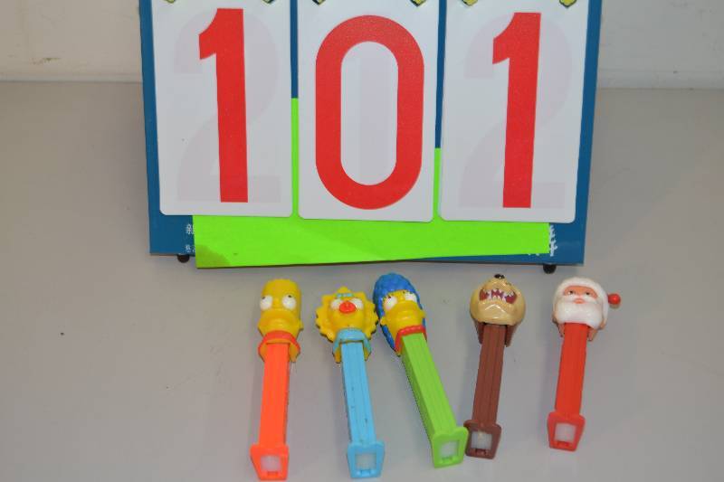 lot 101 image: PEZ dispensers