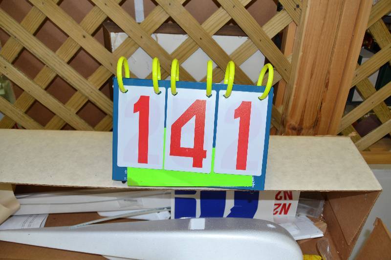 lot 141 image: Foam Airplane Kit