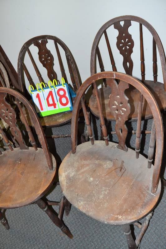 lot 148 image: Vintage chairs